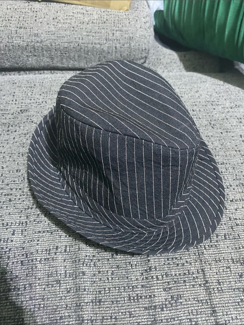 Spirit Men's Black Pinstripe Trilby Hat